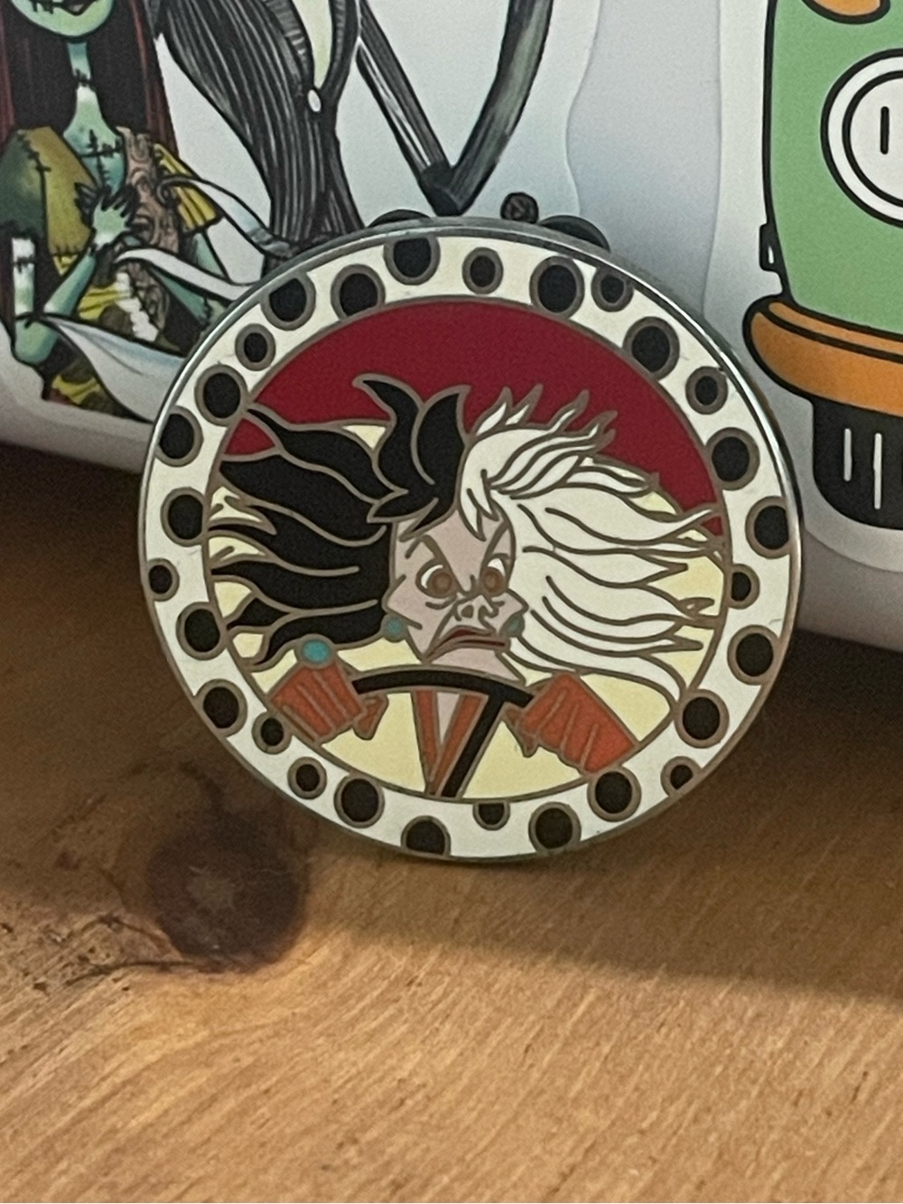 Disney Cruella De Vil trading pin